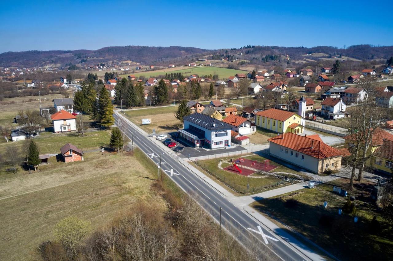 Hotel Marien Haus Karlovac Exterior foto